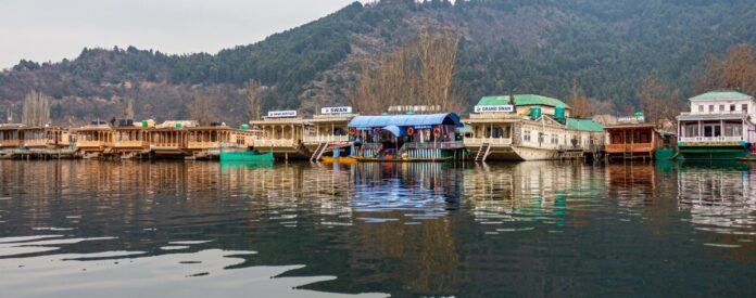 Kashmir Honeymoon Places You Can't Miss