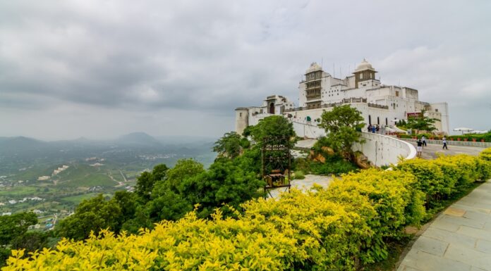 Sajjangarh Monsoon Palace - All You Need to Know