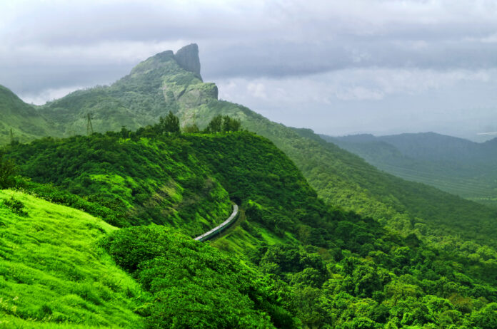 Tourist Places in Monsoon