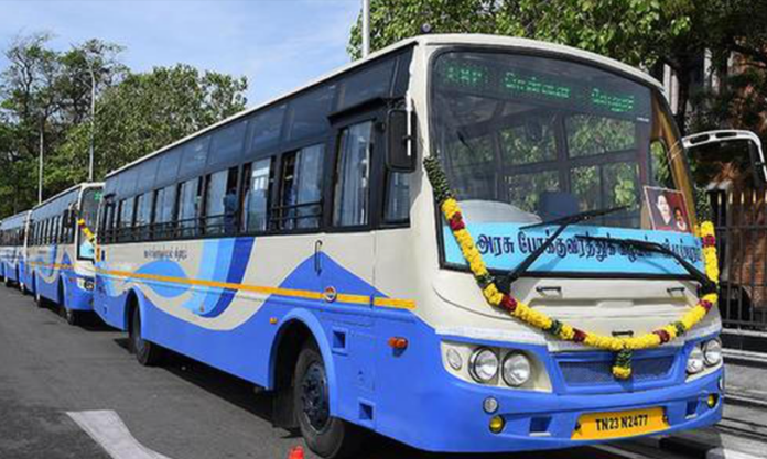 Tamil Nadu Chief Minister Flags Off 10 New Buses in Tiruvallur