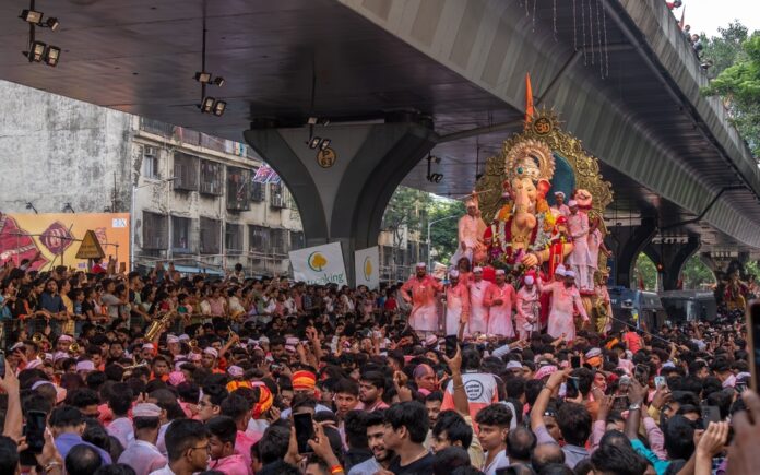 Lal Bagh Ka Raja 2024